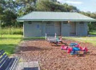 Emeralds - A Magnificence Package