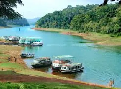 Cochin - Munnar - Thekkady - Allepey - Kovalam - Trivandrum Tour 7n/8d Package